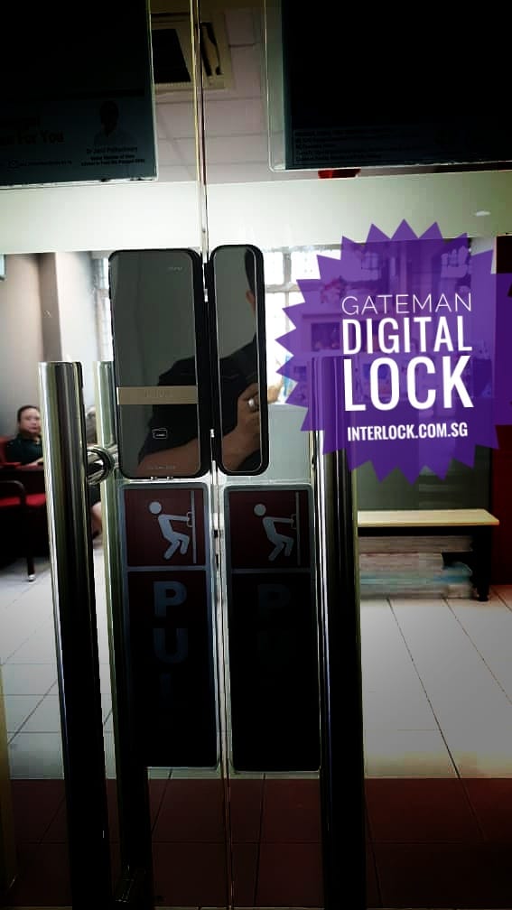 Assa Abloy Shine digital lock for glass swing door