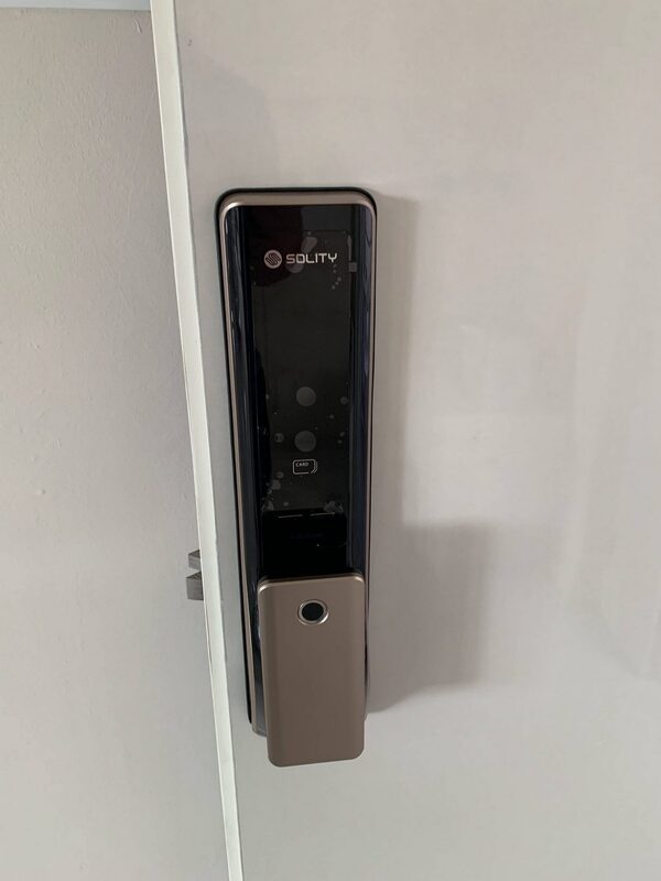 Solity GP-6000BKF One Touch Push Pull Handle Smart Door Lock customer 1  from Interlock Singapore
